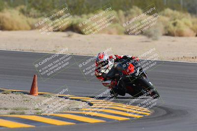 media/Oct-08-2022-SoCal Trackdays (Sat) [[1fc3beec89]]/Turn 10 (945am)/